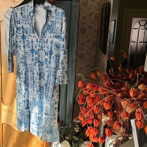 Tribal casual wear/golf cover & shorts.  Moisture wick/SPF50 NWT. $65, size XS